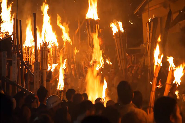 Lễ hội lửa Karuma 