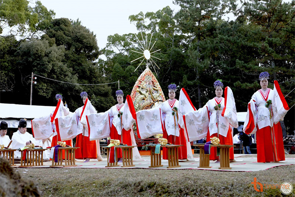 Lễ hội Kasuga Wakamiya On – Matsuri